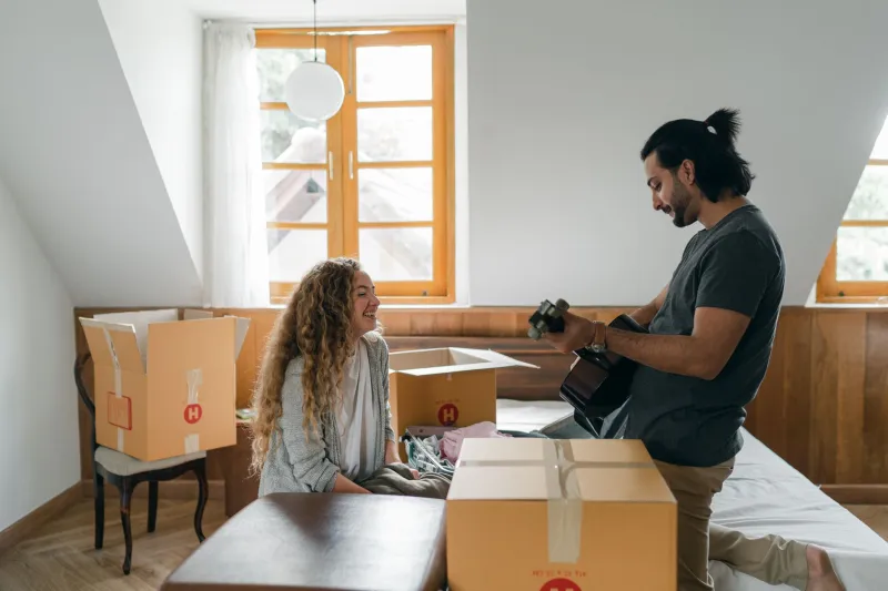 Sound in Motion: How the Right Music Transforms Moving Day From Ordeal to Experience